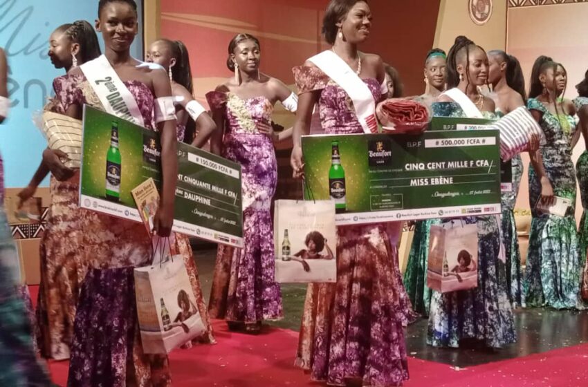  Miss Ébène 2023 : Zoulaïha SANFO Kadidia couronnée.